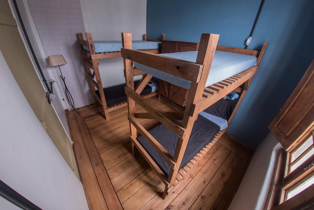 Frida Casa Hostel Пелотас Экстерьер фото