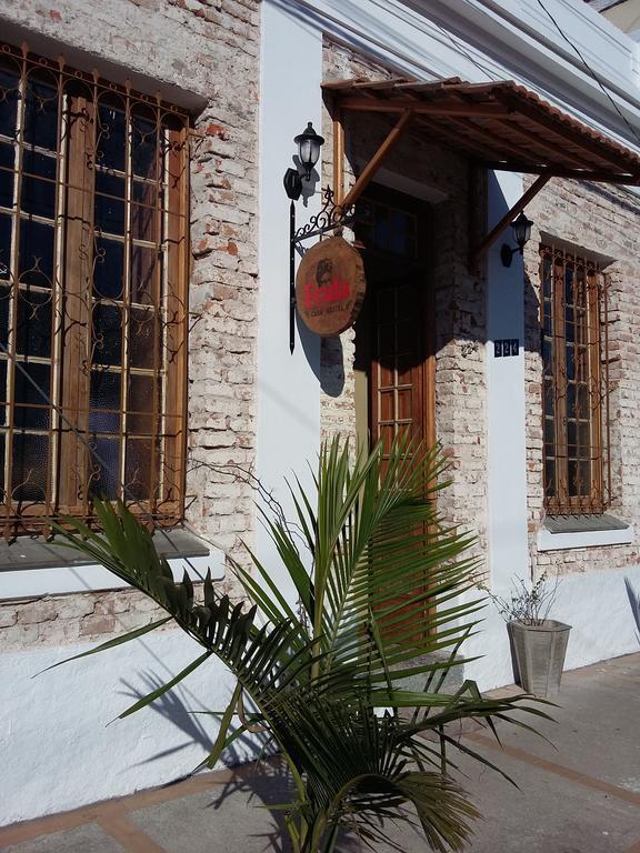 Frida Casa Hostel Пелотас Экстерьер фото