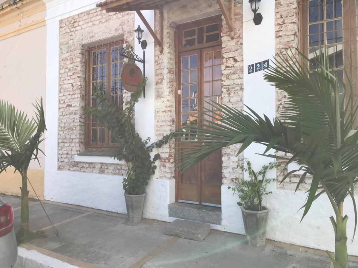 Frida Casa Hostel Пелотас Экстерьер фото